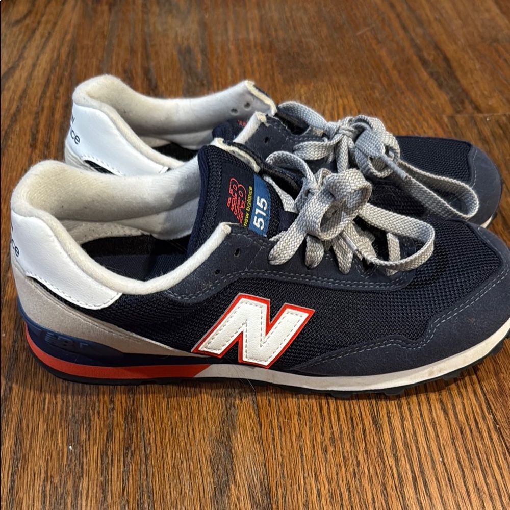 New Balance Blue and White Sneakers with Classic Design